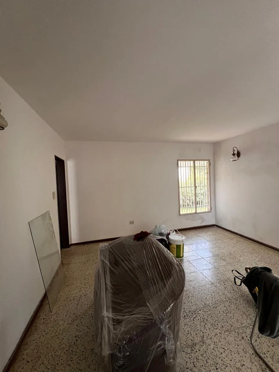 Casa 3 dormitorios con cochera y asador - foto 6