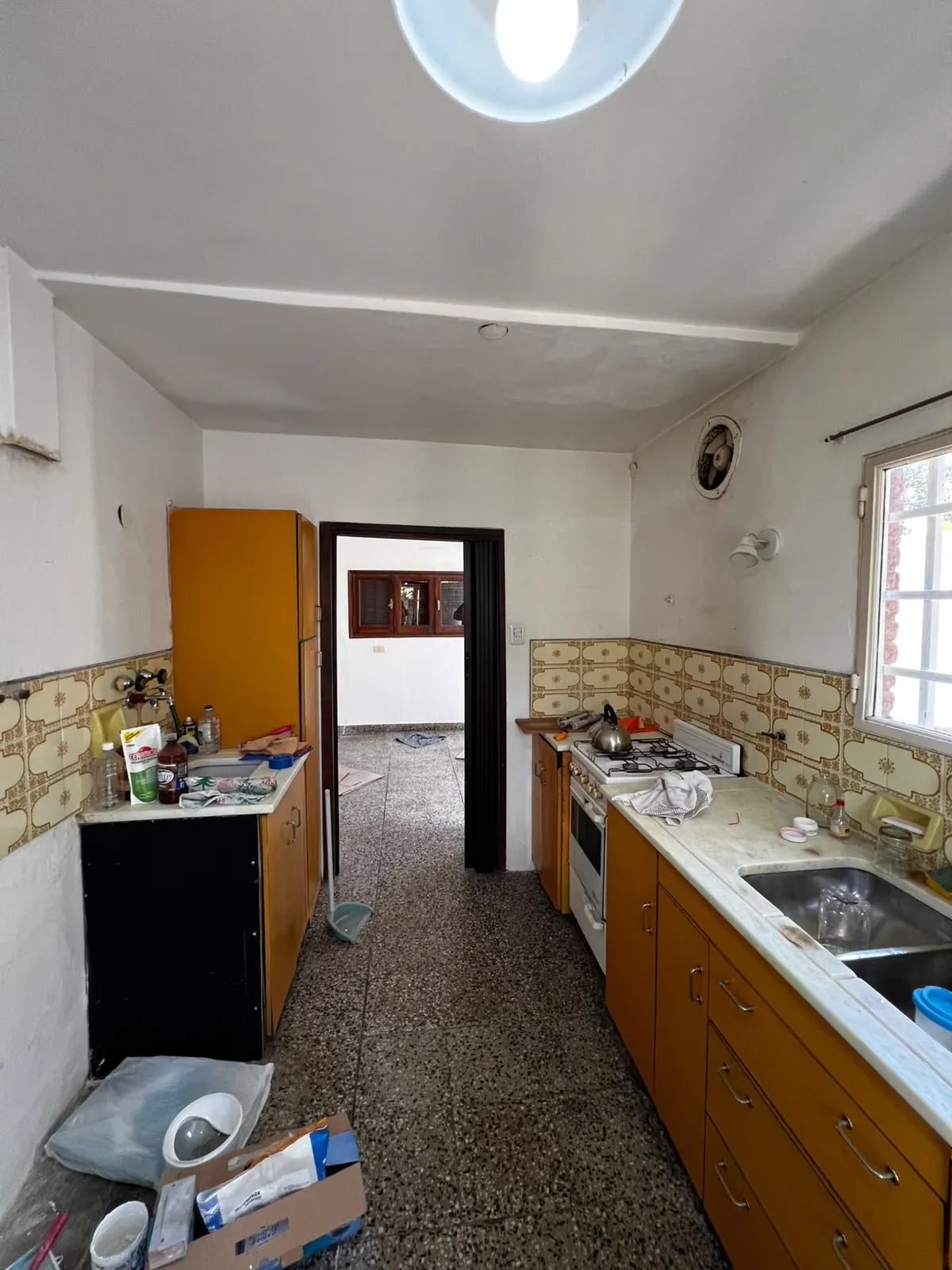 Casa 3 dormitorios con cochera y asador - foto 4