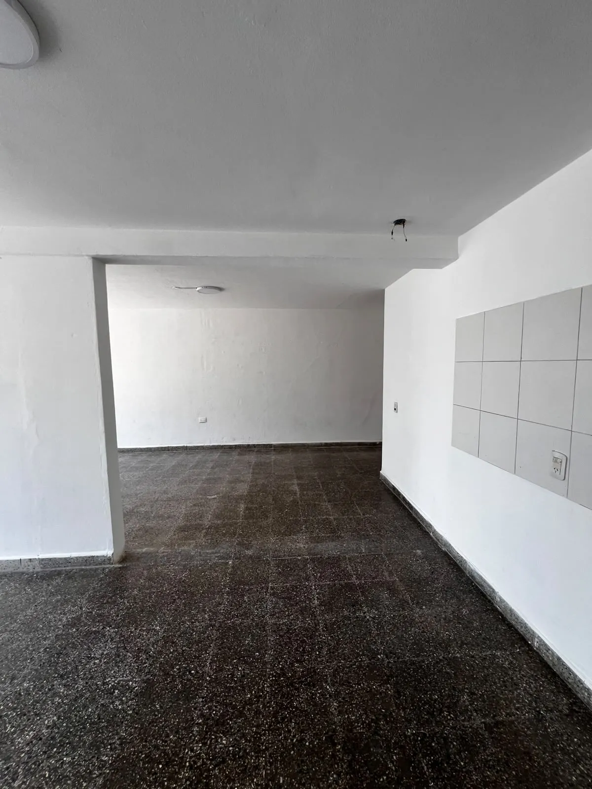 Local comercial con doble vidriera - foto 8