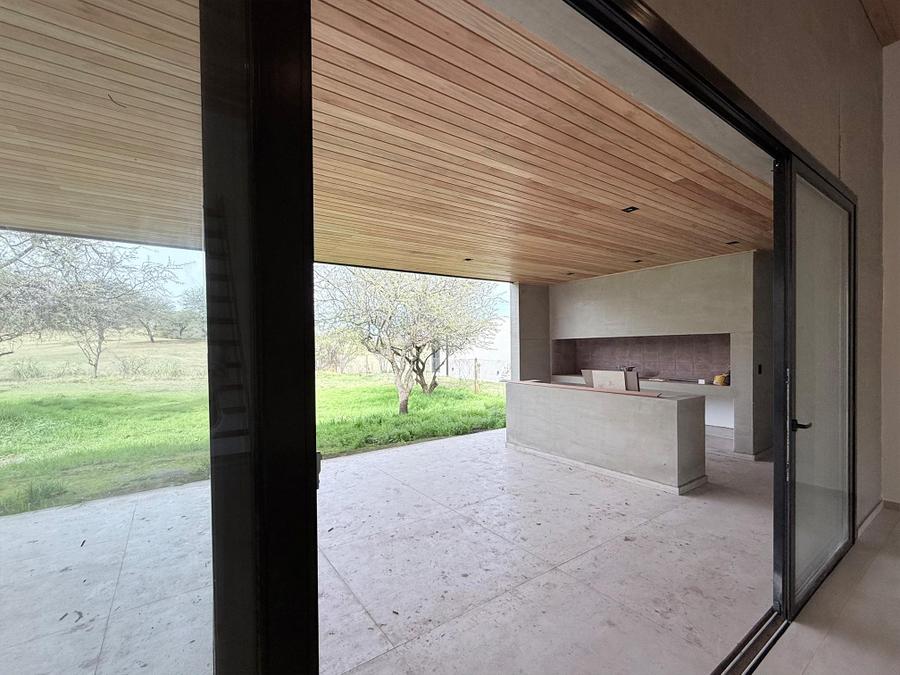 Casa a estrenar con fondo al Golf en El Terrón - planta baja – foto 6
