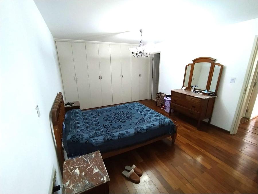 Piso entero a la venta en Nueva Cordoba con cochera – foto 10