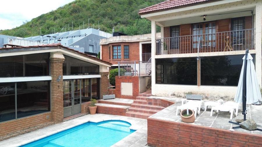 Propiedad Multifamiliar 294m² c/Pileta - Villa Carlos Paz – foto 6