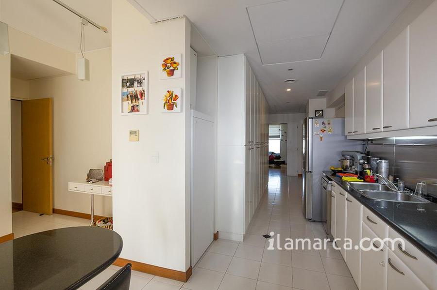 El Faro  a la venta Puerto Madero con 22 cocheras! – foto 10