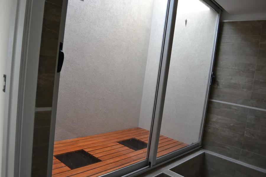 q2 Minimalista óptima orientación y vistas! – foto 11