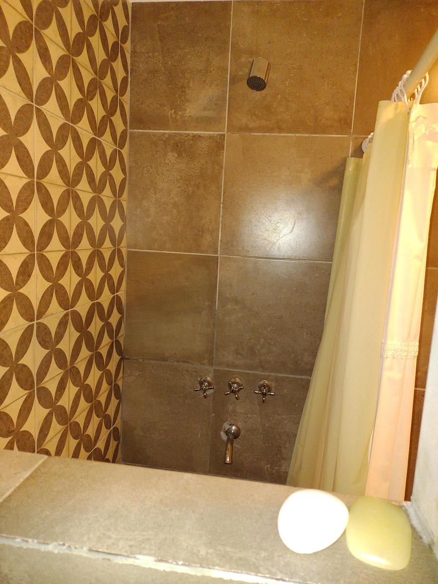 Cuesta Blanca. Vendo dos casas en un lote – foto 12