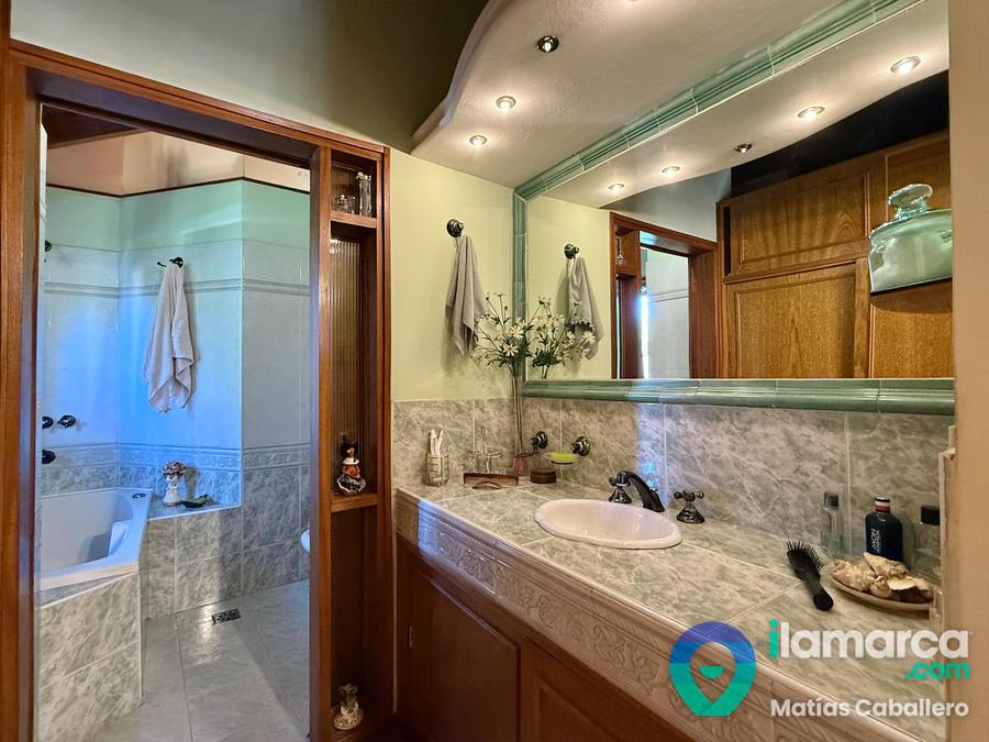 Casa familiar en Lomas de La Carolina: 3 dorm., pileta y quincho completo – foto 20