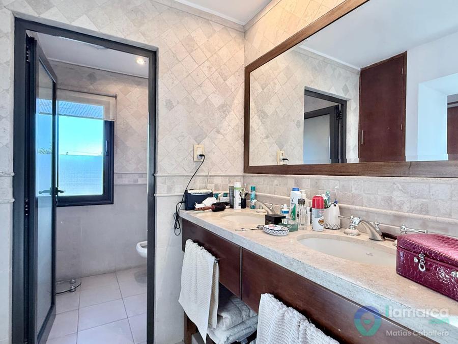 CASA EN VENTA EN URCA - DOBLE TERRENO 770 M² - 4 DORMITORIOS, PILETA Y QUINCHO – foto 16