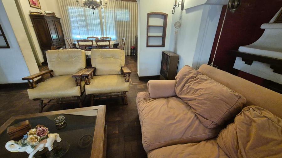 Casa a reciclar con 1323 m2 frente a plaza del Zorrilla en Cerro de Las Rosas – foto 39