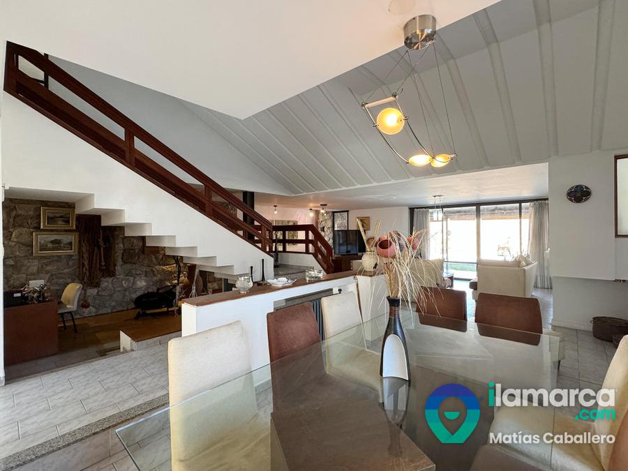Casa a la venta en Urca de 5 dormitorios aceptar menor en Urca – foto 5