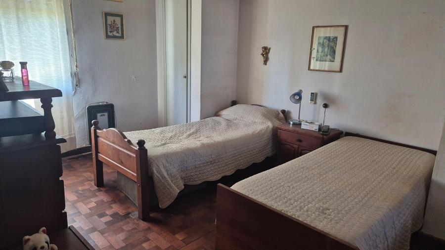 Casa a reciclar con 1323 m2 frente a plaza del Zorrilla en Cerro de Las Rosas – foto 18