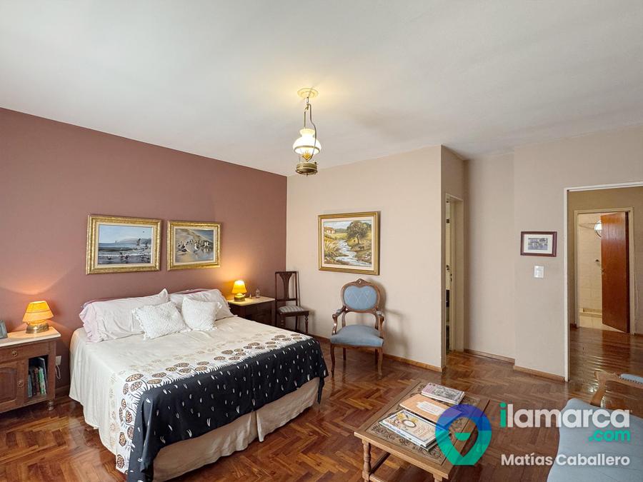Casa en venta en Urca: 5 dormitorios, pileta y cochera doble – foto 16