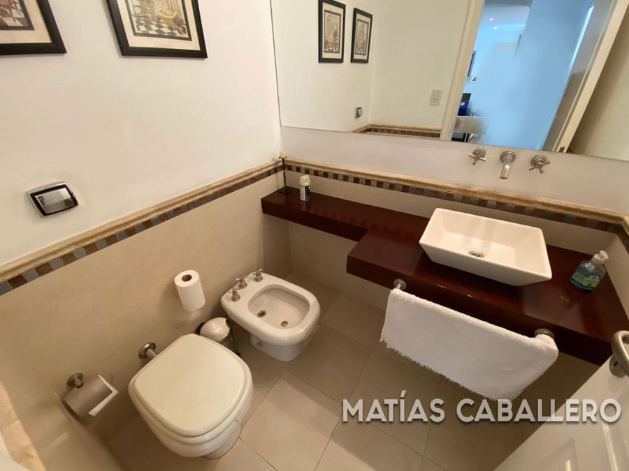 Lomas de la Carolina  4 dormitorios quincho separado al fondo – foto 3