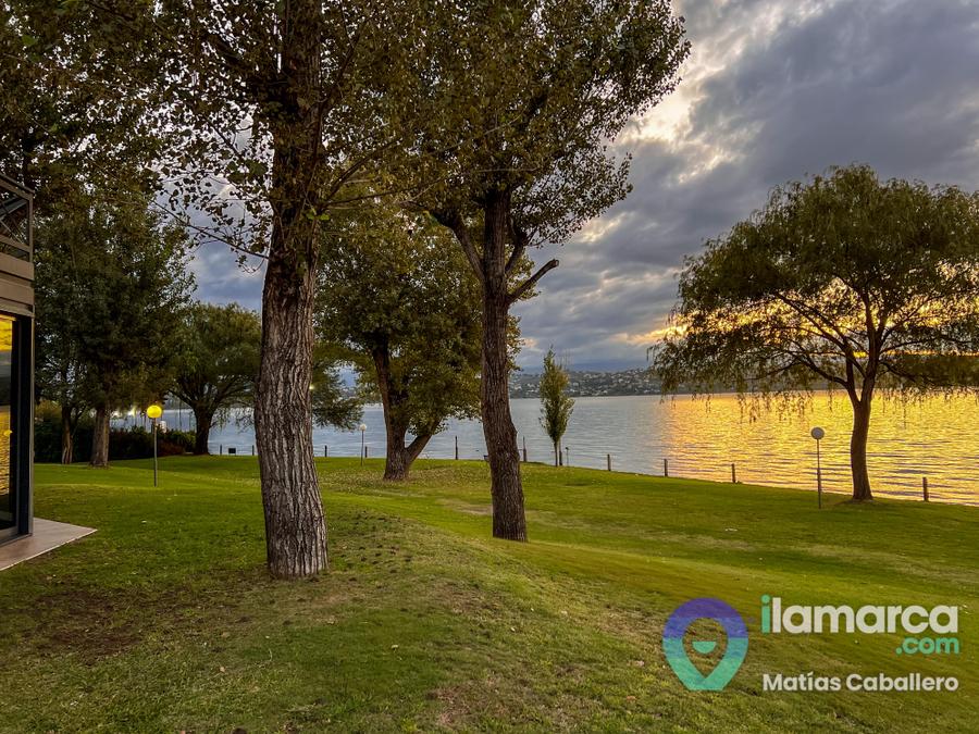 Sobre la costa en Carlos Paz, con seguridad 24 hs y rampa para embarcaciones – foto 18