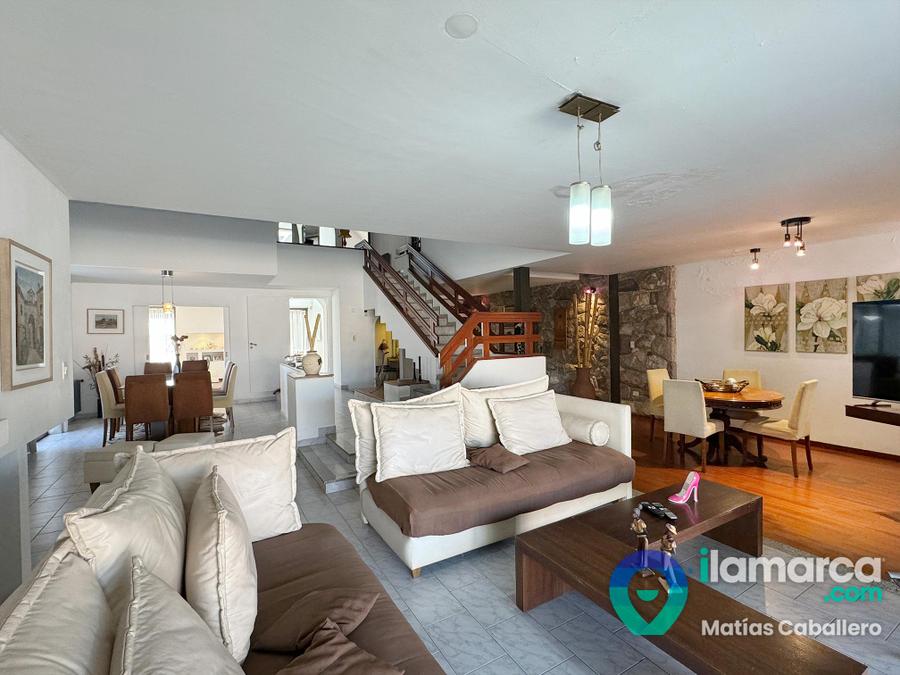Casa a la venta en Urca de 5 dormitorios aceptar menor en Urca – foto 9