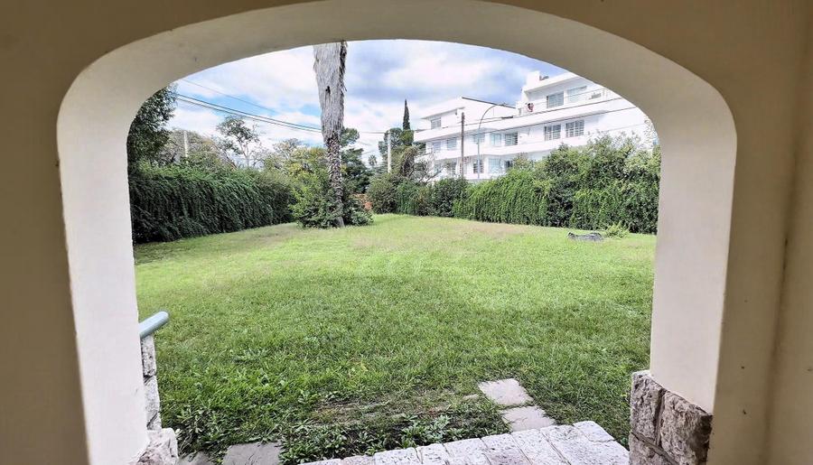 Casa a reciclar con 1323 m2 frente a plaza del Zorrilla en Cerro de Las Rosas – foto 50