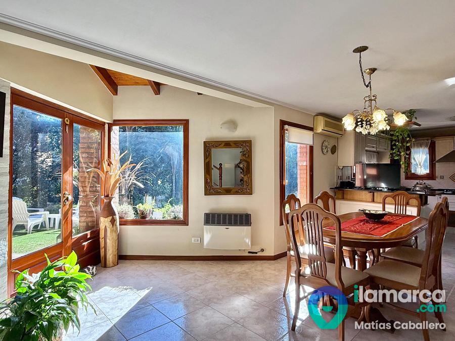 Casa familiar en Lomas de La Carolina: 3 dorm., pileta y quincho completo – foto 10