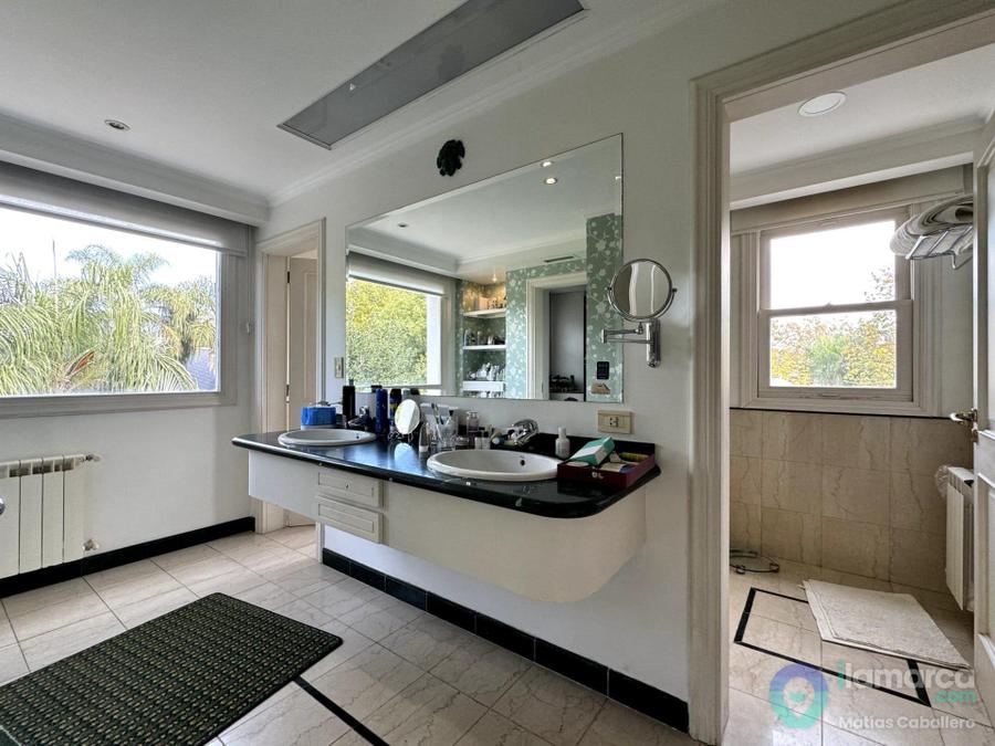 Casa de categoría en Las Delicias,  4 dormitorios, piscina climatizada y quincho, U$S 850.000 – foto 21