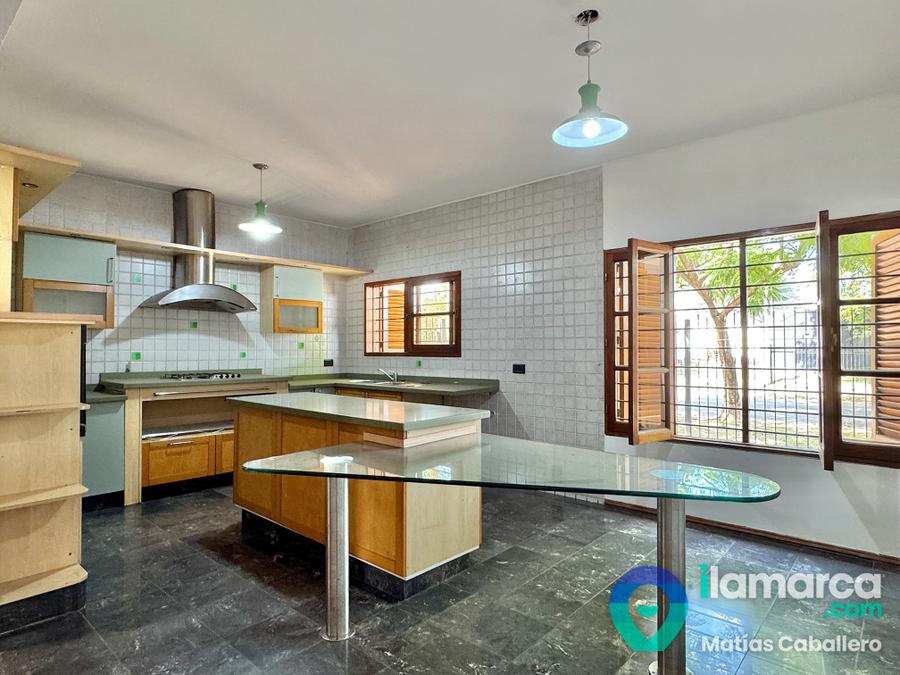 Casa en Alto Palermo | 4 dormitorios, pileta y gran terreno – foto 8