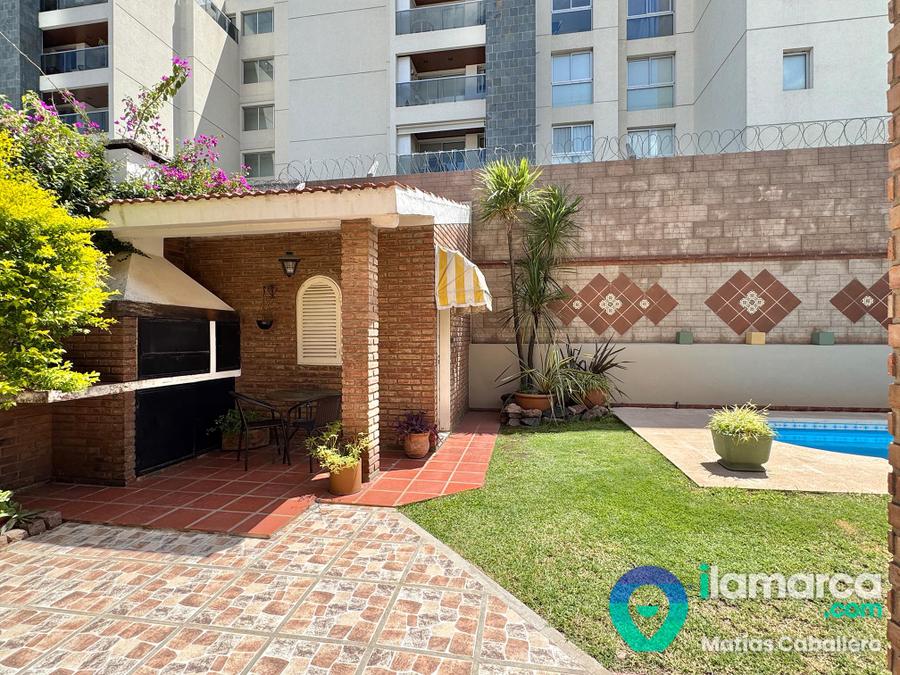 Casa en venta en Urca: 5 dormitorios, pileta y cochera doble – foto 29