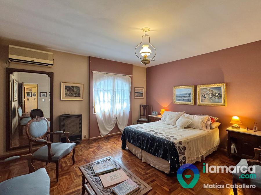Casa en venta en Urca: 5 dormitorios, pileta y cochera doble – foto 13