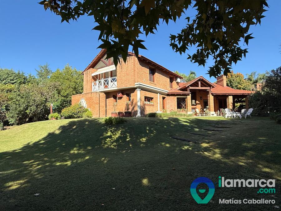 Casa familiar en Lomas de La Carolina: 3 dorm., pileta y quincho completo – foto 29