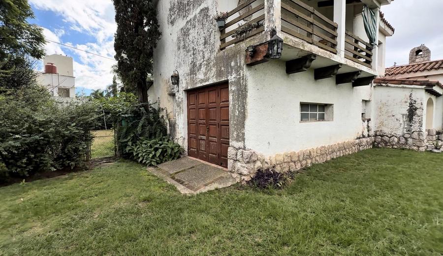 Casa a reciclar con 1323 m2 frente a plaza del Zorrilla en Cerro de Las Rosas – foto 48