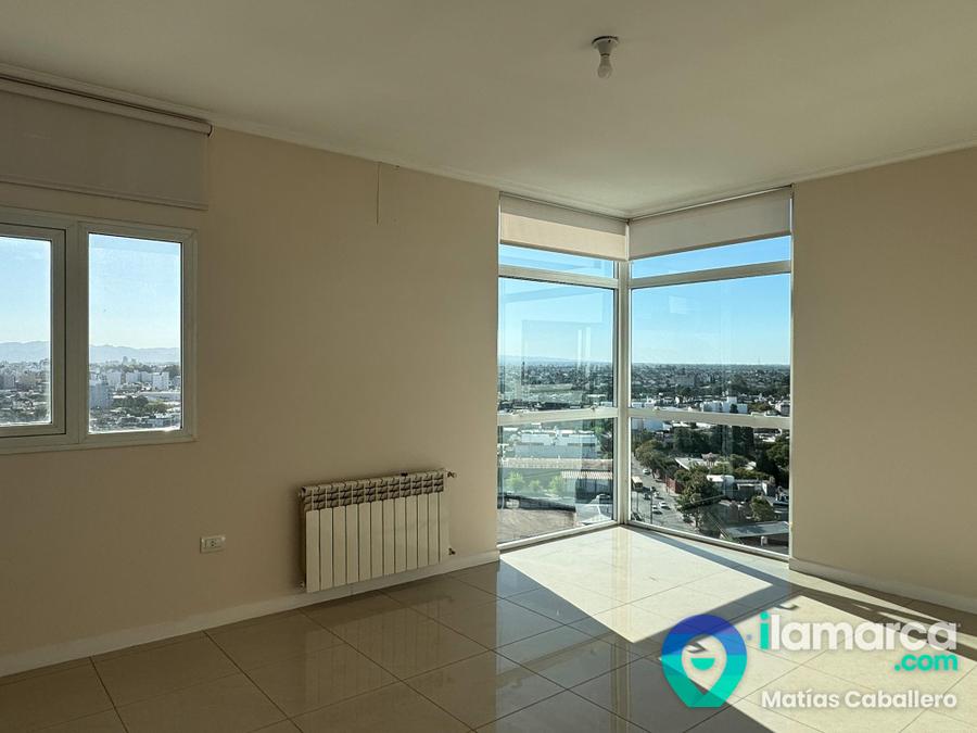 Único penthouse con terraza propia en Miracielos — General Paz, 4 cocheras – foto 11