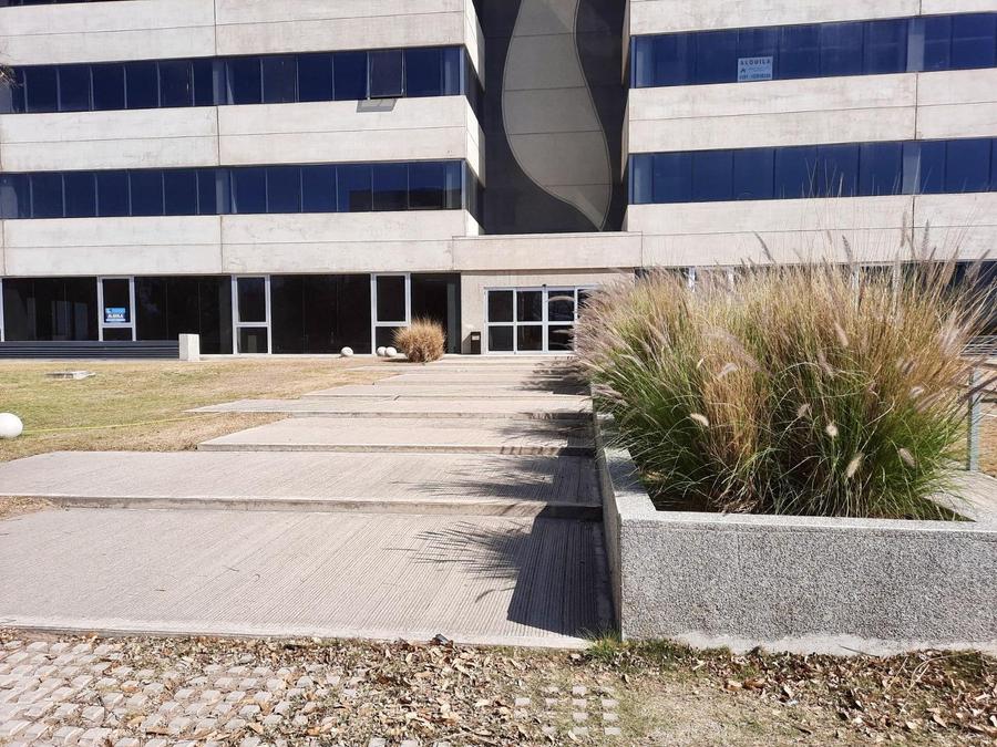 Oficina de 456m2 en Parque Empresarial Córdoba – foto 4