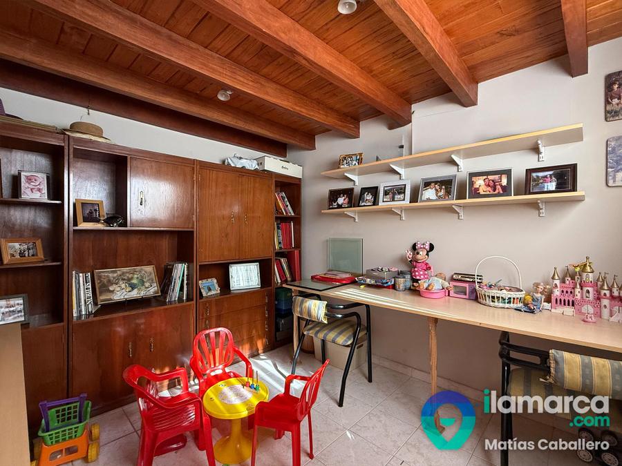 Casa familiar en Lomas de La Carolina: 3 dorm., pileta y quincho completo – foto 17