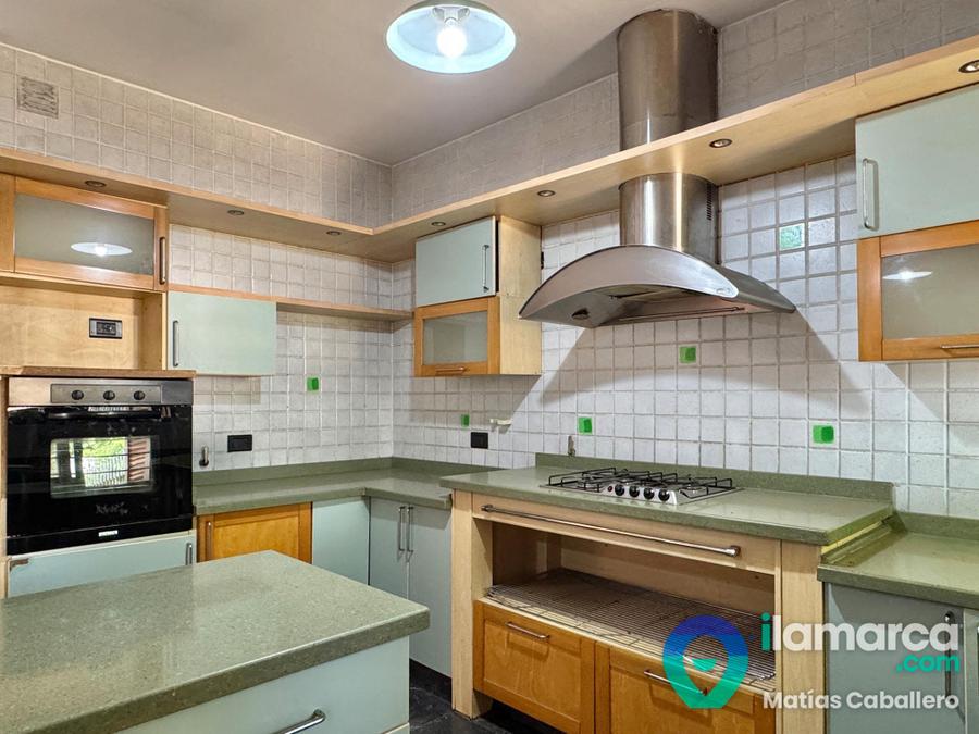 Casa en Alto Palermo | 4 dormitorios, pileta y gran terreno – foto 10