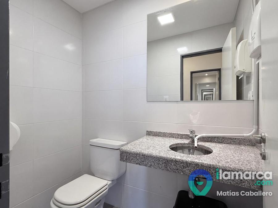 Oficina de 250 m² en Av. Colón, Alto Alberdi: dos naves y 4 baños – foto 8