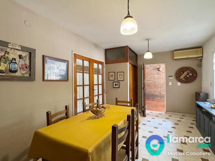 Casa en venta en Urca: 5 dormitorios, pileta y cochera doble – foto 21