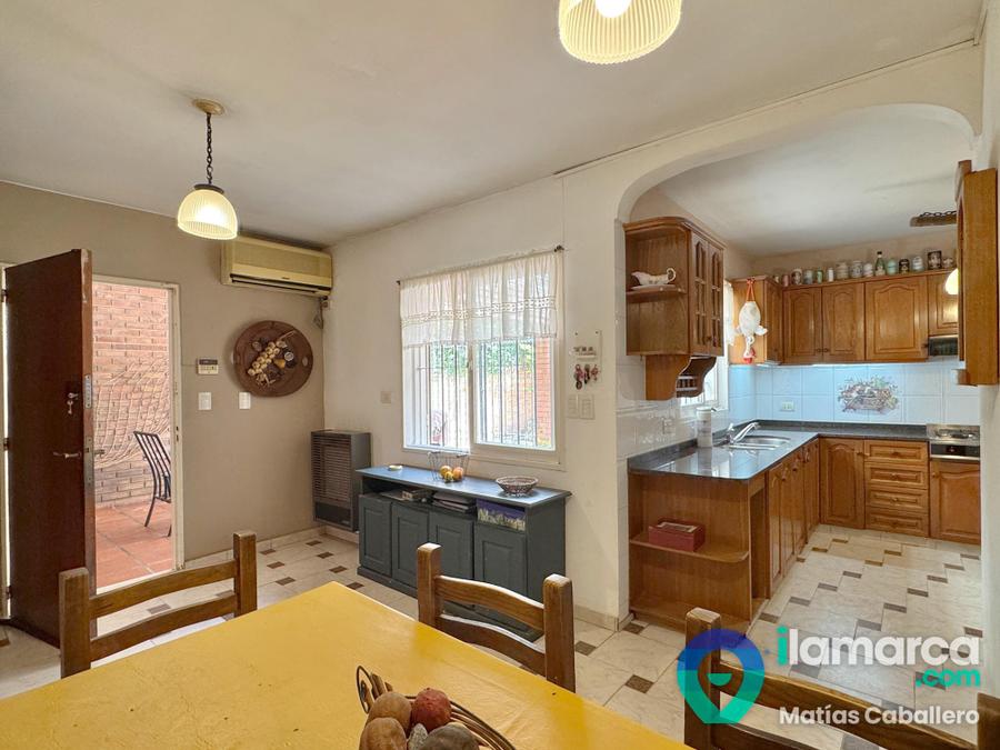 Casa en venta en Urca: 5 dormitorios, pileta y cochera doble – foto 25