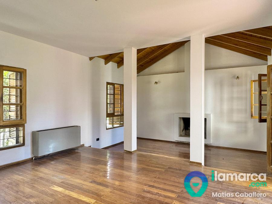 Casa en Alto Palermo | 4 dormitorios, pileta y gran terreno – foto 2