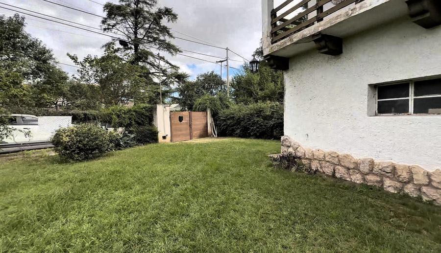 Casa a reciclar con 1323 m2 frente a plaza del Zorrilla en Cerro de Las Rosas – foto 49