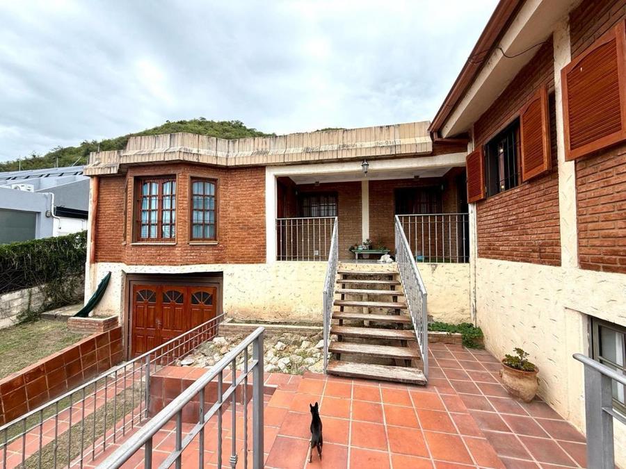 Propiedad Multifamiliar 294m² c/Pileta - Villa Carlos Paz – foto 4