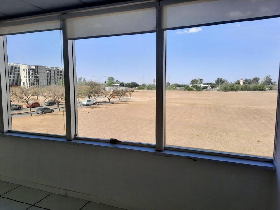 Oficina de 456m2 en Parque Empresarial Córdoba – foto 23