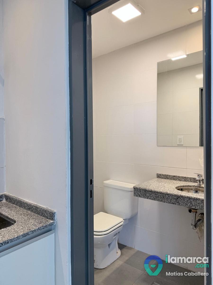 Oficina de 250 m² en Av. Colón, Alto Alberdi: dos naves y 4 baños – foto 13