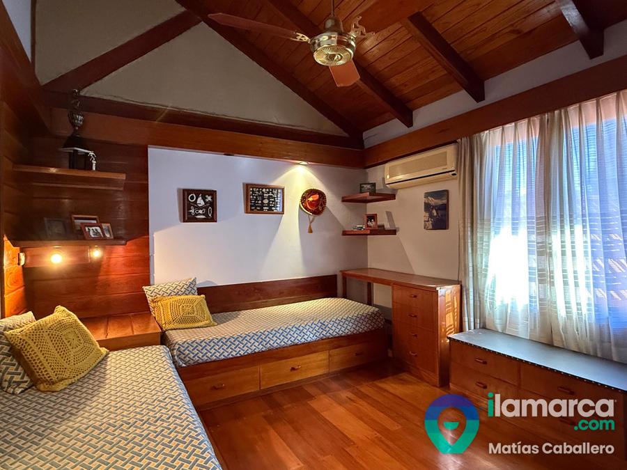 Casa familiar en Lomas de La Carolina: 3 dorm., pileta y quincho completo – foto 22