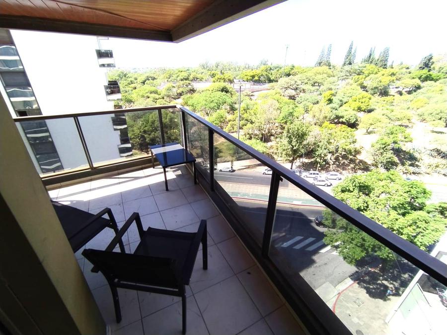 Piso entero a la venta en Nueva Cordoba con cochera – foto 8