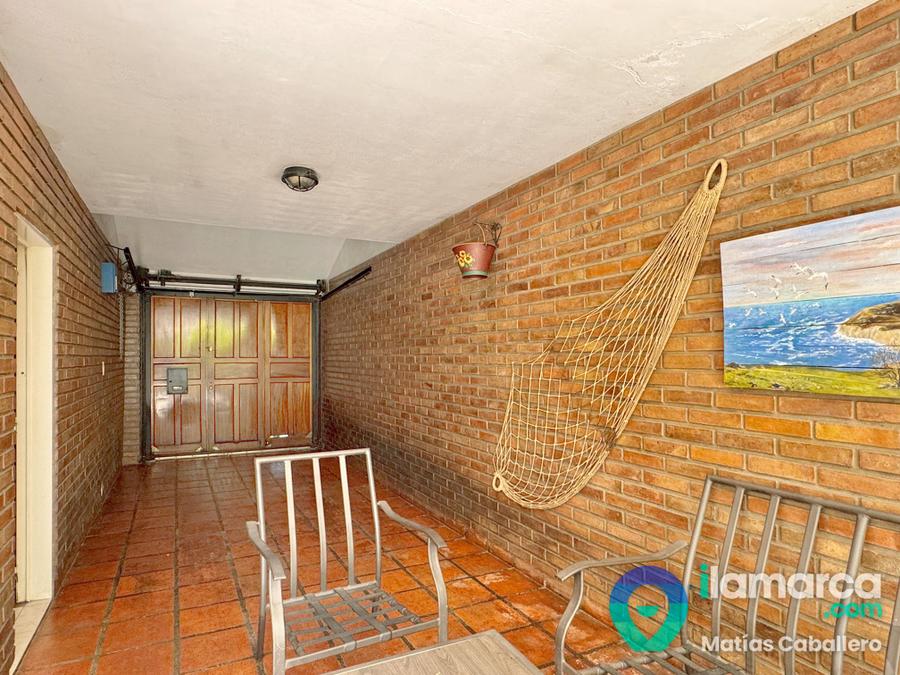 Casa en venta en Urca: 5 dormitorios, pileta y cochera doble – foto 26