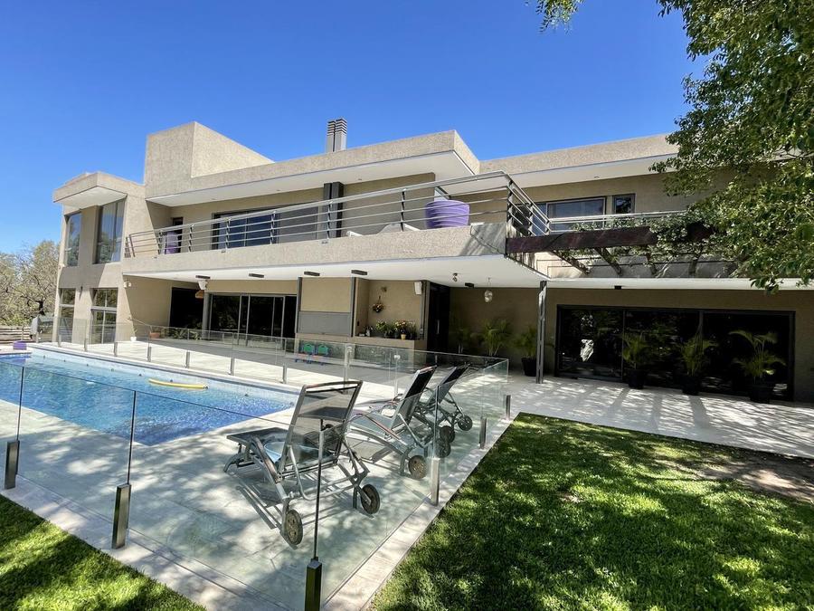 Casa a la venta en Costa Verde con seguridad 24 hs en la mejor ubicación de zona norte – foto 33
