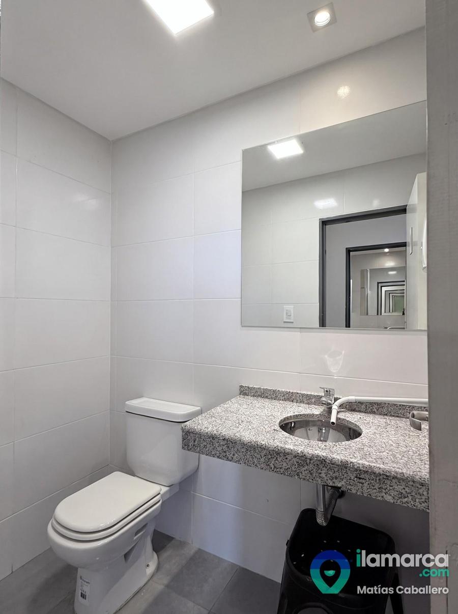Oficina de 250 m² en Av. Colón, Alto Alberdi: dos naves y 4 baños – foto 9