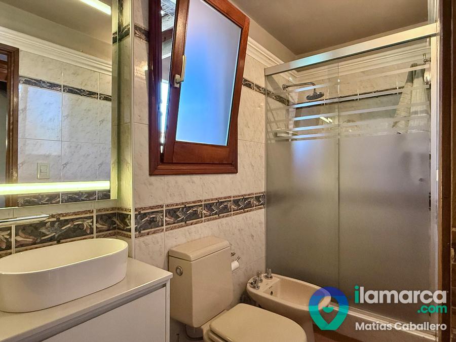 Casa familiar en Lomas de La Carolina: 3 dorm., pileta y quincho completo – foto 7