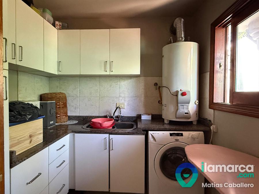 Casa familiar en Lomas de La Carolina: 3 dorm., pileta y quincho completo – foto 16