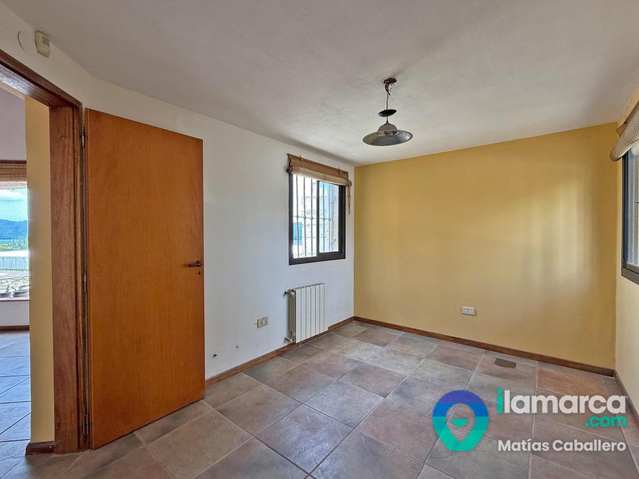Villa del Lago en Carlos Paz toda en planta baja con vistas increibles – foto 10