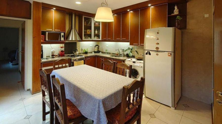 4 dormitorios en barrio Chateau, 2 casas en 1 todo en PB y renovado – foto 15