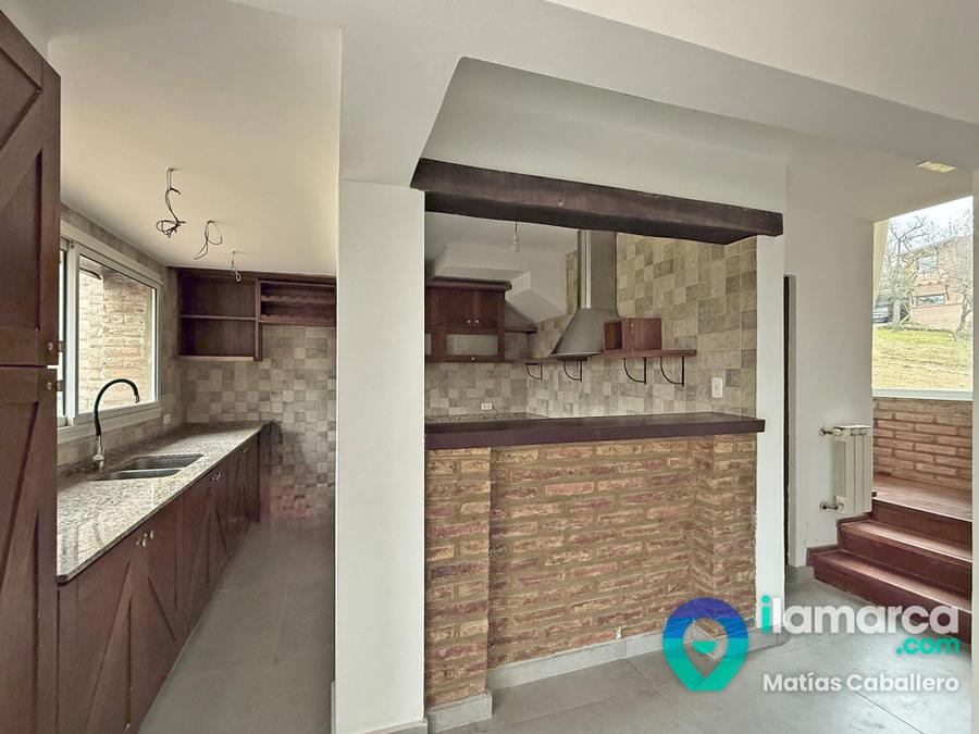 Casa en venta en Country Cuatro Hojas Córdoba – 3 dormitorios, 2000 m² de terreno y pileta – foto 3
