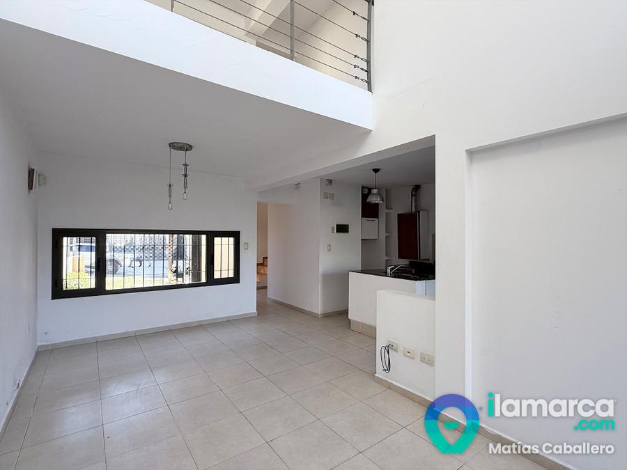 Dúplex moderno de 2 dormitorios con posibilidad de 3° dormitorio en Lomas del Chateau – foto 2