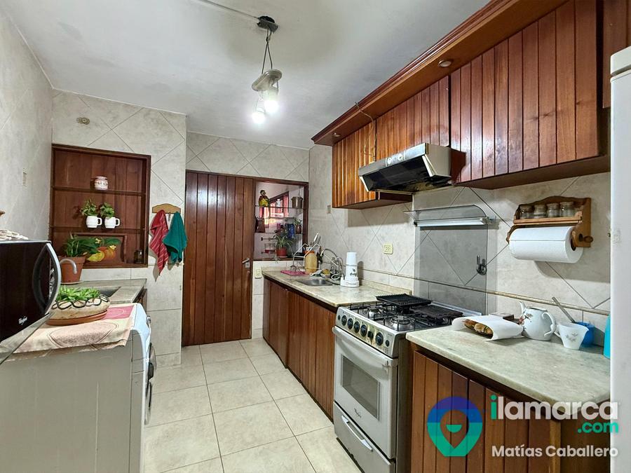 Casa con vistas panorámicas a las sierras + quincho + gran potencial en Valle del Cerro – foto 7
